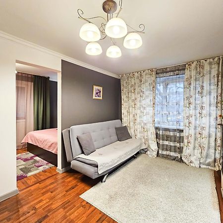 Nadezhda Apartments On The Nauryzbai Batyr 82 알마티 외부 사진
