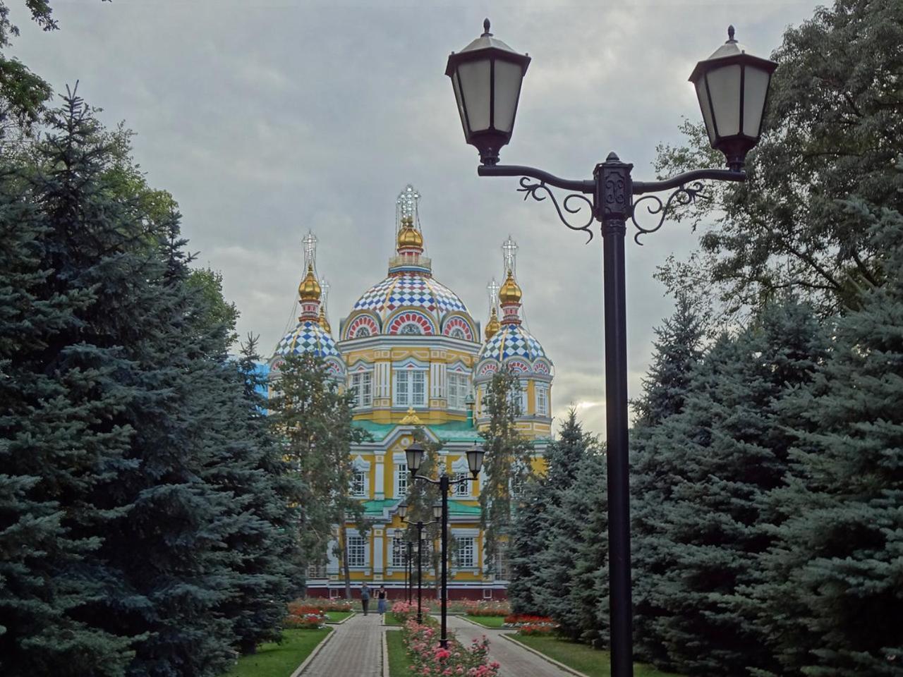 Nadezhda Apartments On The Nauryzbai Batyr 82 알마티 외부 사진