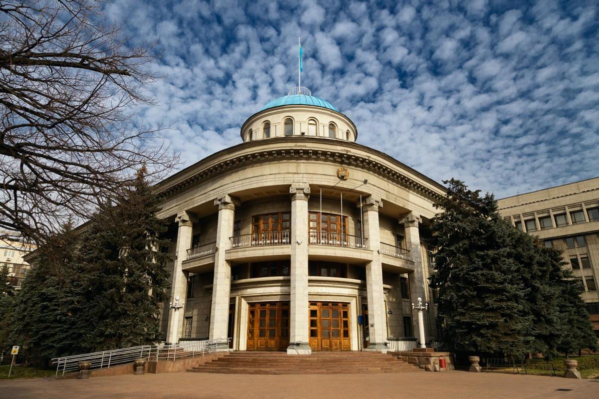 Nadezhda Apartments On The Nauryzbai Batyr 82 알마티 외부 사진