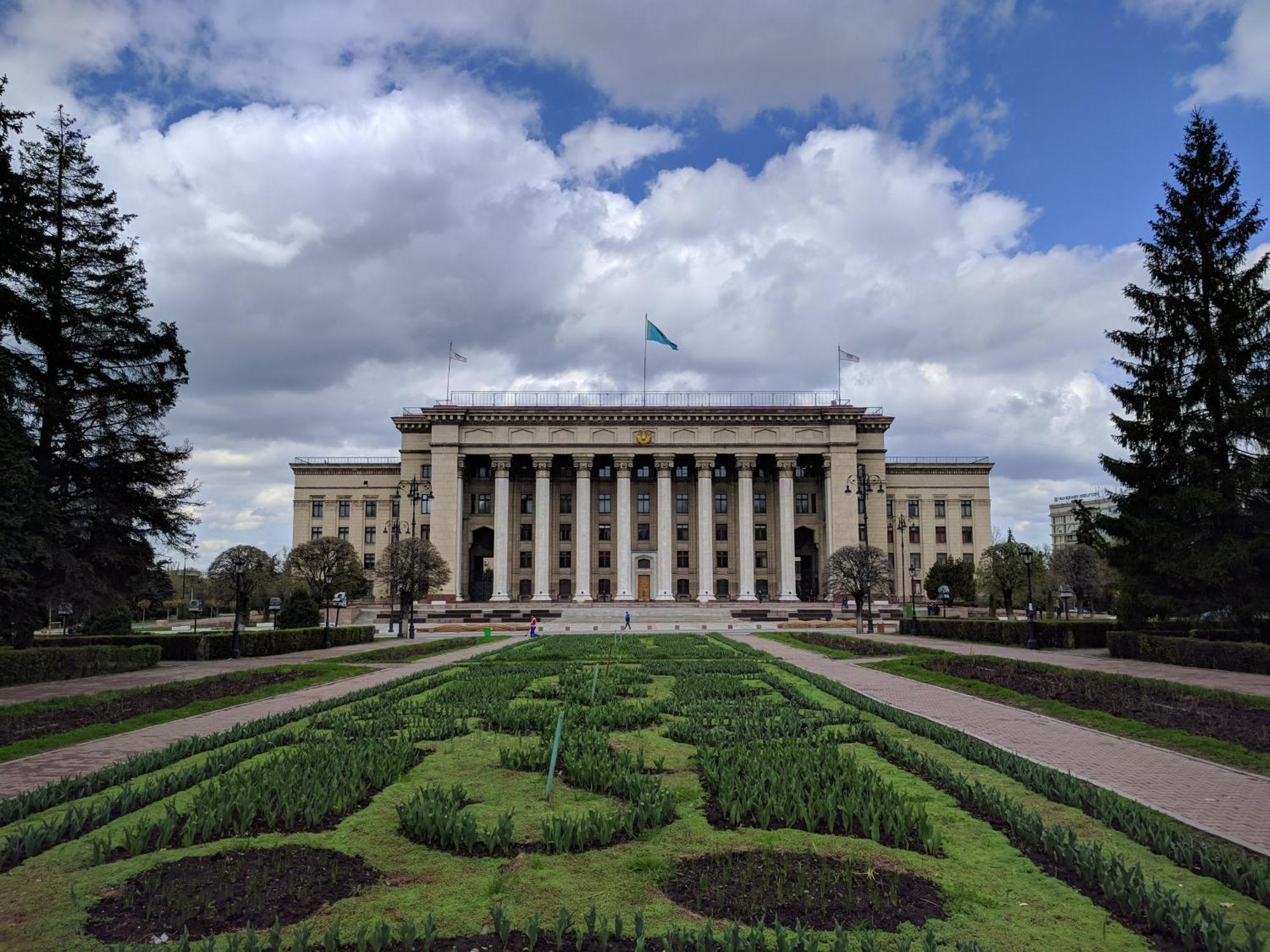 Nadezhda Apartments On The Nauryzbai Batyr 82 알마티 외부 사진