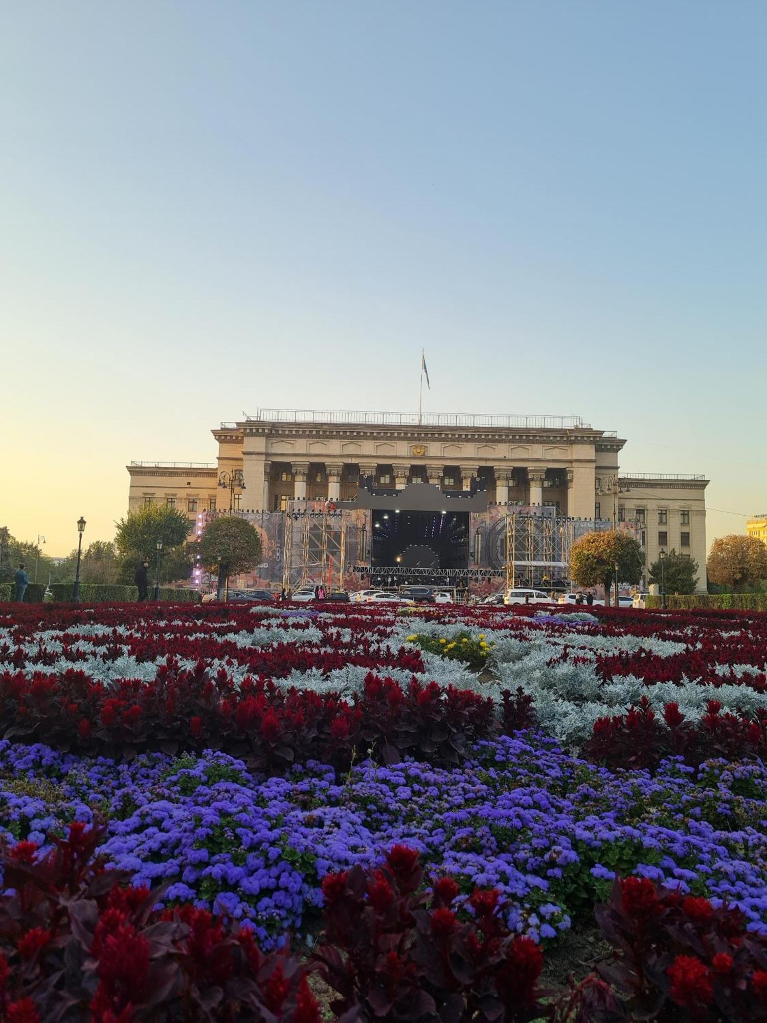 Nadezhda Apartments On The Nauryzbai Batyr 82 알마티 외부 사진